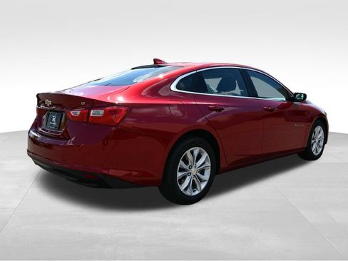 Used 2025 Chevrolet Malibu LT FWD image 8