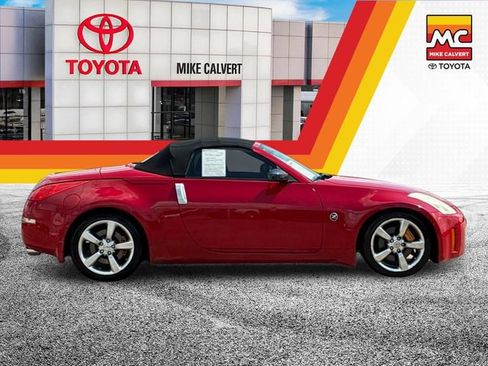 Used 2006 Nissan 350Z Grand Touring RWD image 6