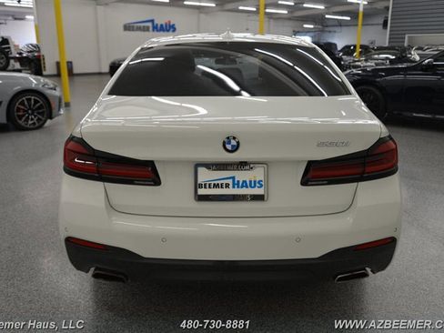 Used 2022 BMW 530i w/ M Sport Package image 10