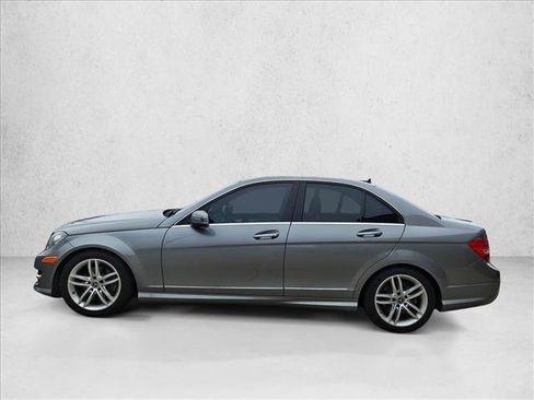 Used 2013 Mercedes-Benz C 250 Sedan image 8
