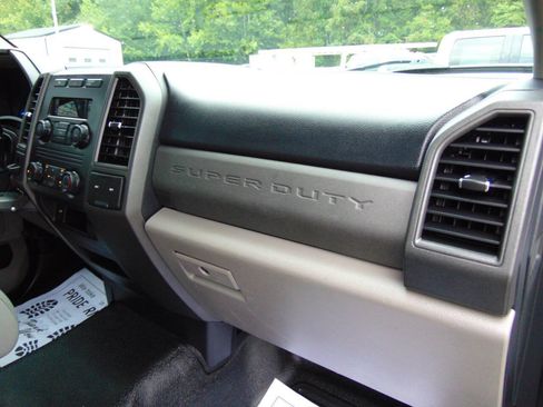 Used 2018 Ford F350 XL w/ Power Equipment Group RWD image 13