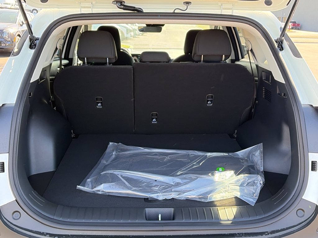 New 2027 Kia Sportage LX FWD image 7