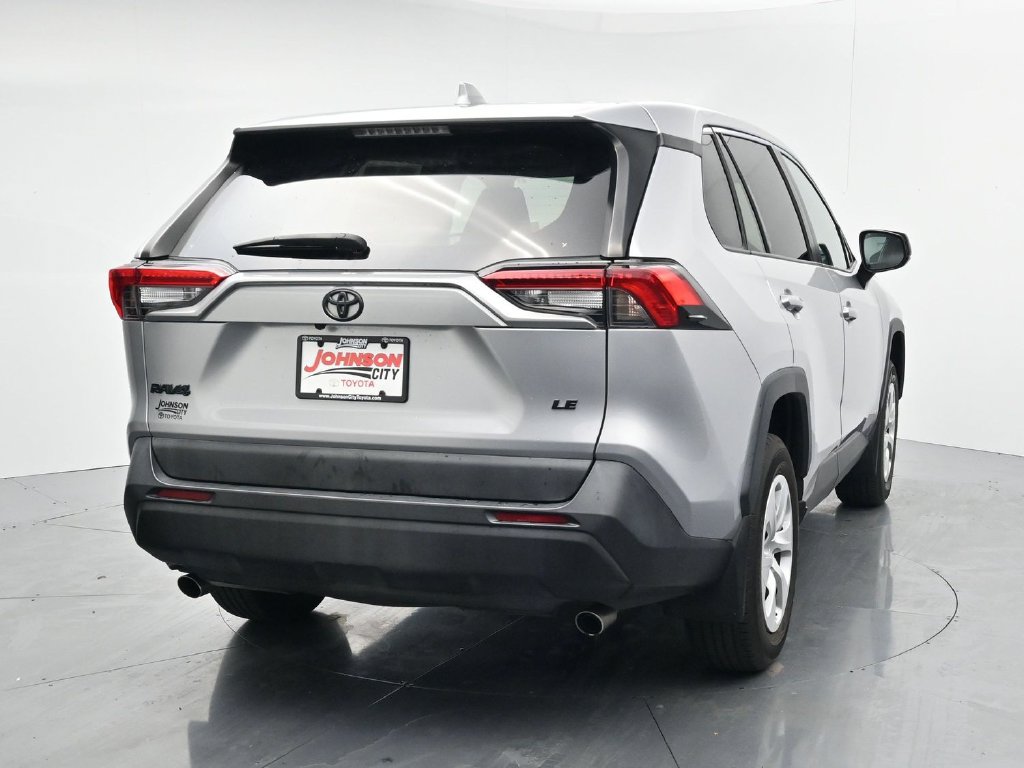 Used 2023 Toyota RAV4 LE FWD image 6