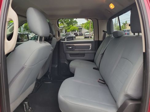 Used 2019 RAM 1500 Classic SLT AWD/4WD image 12