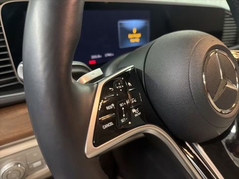 Used 2025 Mercedes-Benz GLE 450e 4MATIC image 16