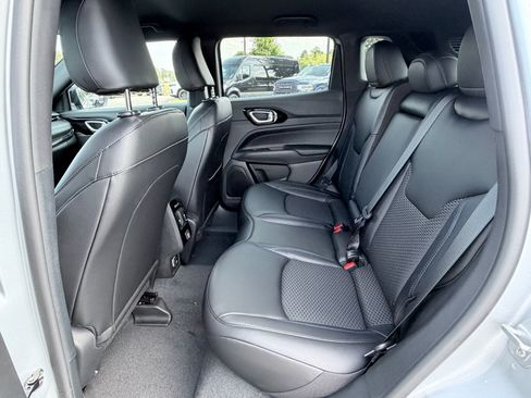 New 2026 Jeep Compass Latitude AWD/4WD image 25