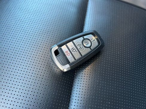 Used 2024 Ford Escape Platinum image 33