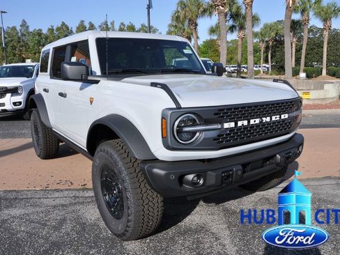 New 2026 Ford Bronco Badlands image 7
