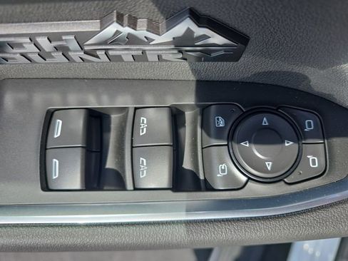 New 2026 Chevrolet Silverado 1500 High Country AWD/4WD image 28