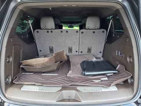 Used 2023 GMC Yukon XL Denali w/ LPO, Floor Liner Package AWD/4WD image 21