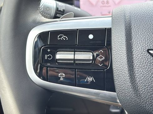 Certified 2026 Genesis GV70 2.5T AWD/4WD image 26