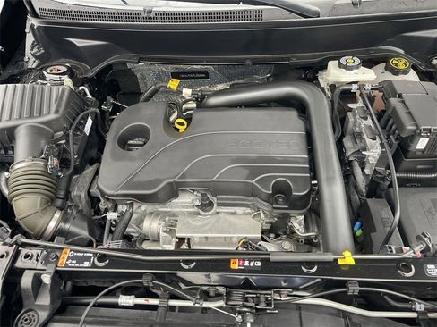 Used 2023 GMC Terrain SLT image 30