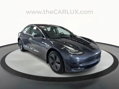 Used 2018 Tesla Model 3 Long Range image 1