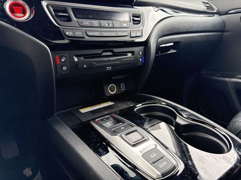 Used 2019 Honda Pilot Elite image 22