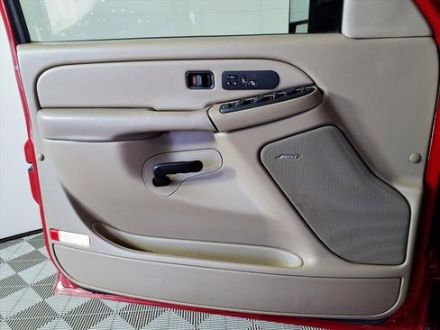 Used 2007 Chevrolet Silverado 2500 LT w/ Heavy-Duty Power Package image 9