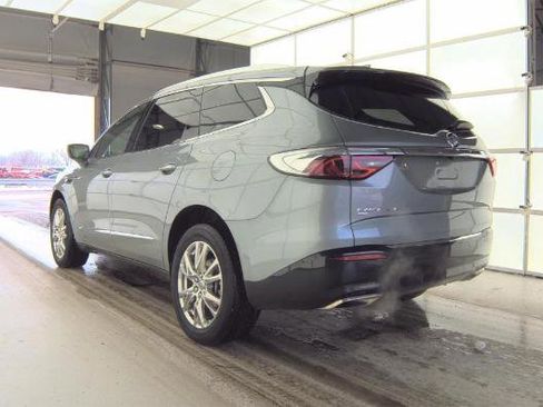 Used 2023 Buick Enclave Essence w/ Experience Buick Package image 5