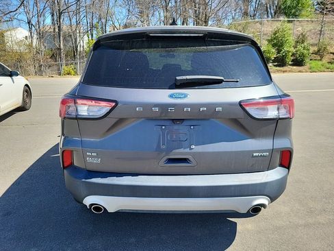Used 2021 Ford Escape SE w/ Cold Weather Package image 5