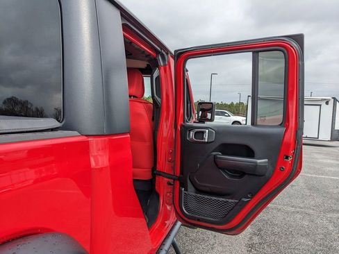 Used 2021 Jeep Gladiator Mojave w/ Trailer Tow Package image 53