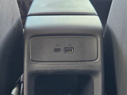 Used 2024 Chevrolet Trax LT w/ Driver Confidence Package FWD image 18
