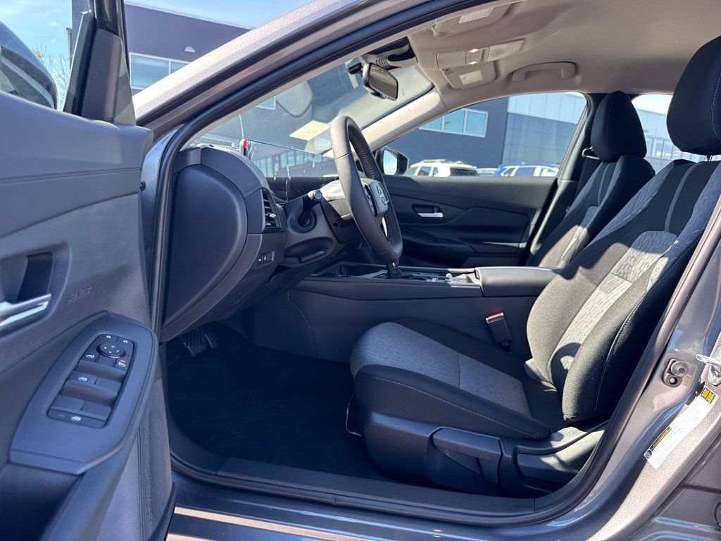 New 2027 Nissan Sentra SV FWD image 4