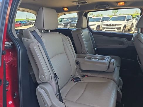 Used 2024 Honda Odyssey Elite image 86