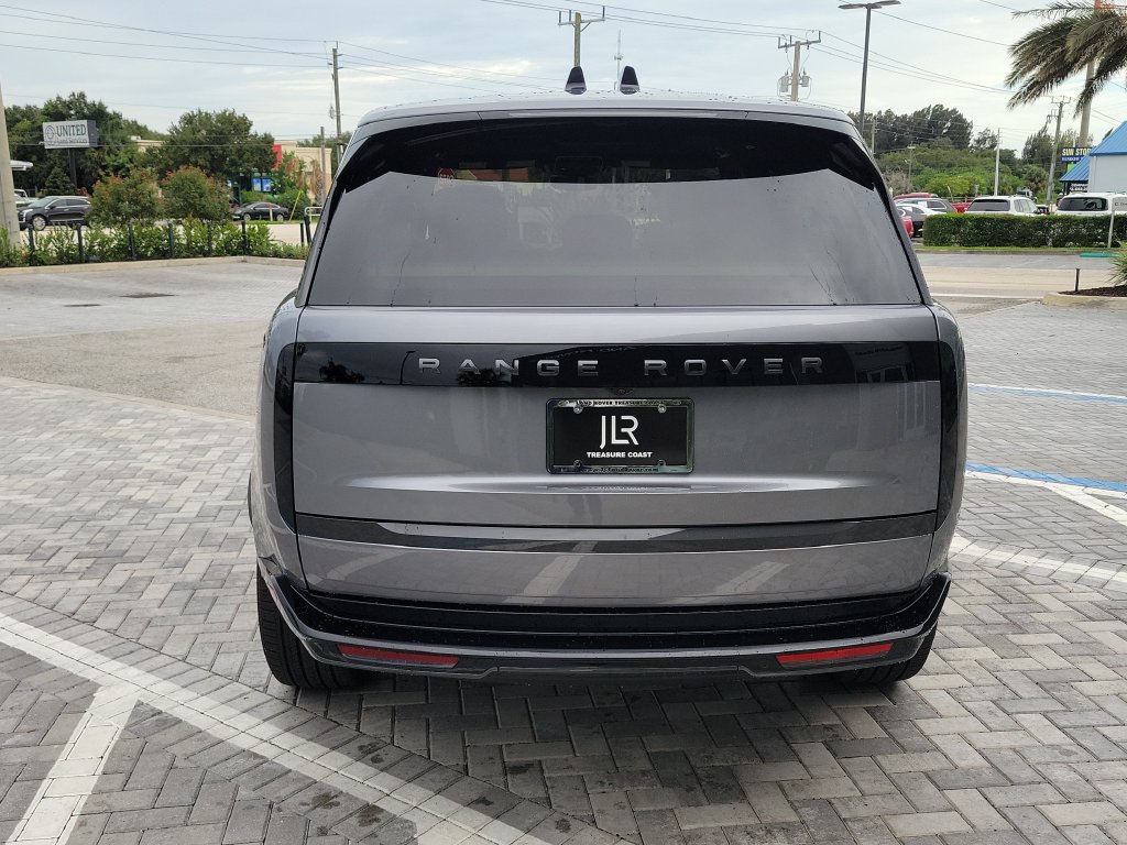 New 2027 Land Rover Range Rover SE AWD/4WD image 4