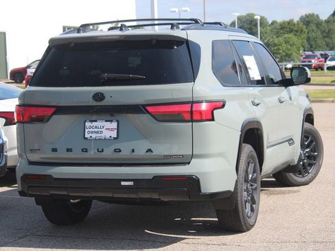 Used 2026 Toyota Sequoia Platinum w/ Tow Technology Package AWD/4WD image 12