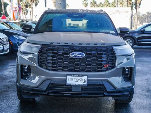 New 2026 Ford Explorer ST image 2