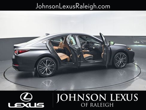 New 2025 Lexus ES 350 350 image 31