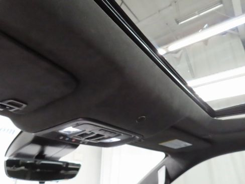 Used 2025 GMC Sierra 2500 AT4X image 29