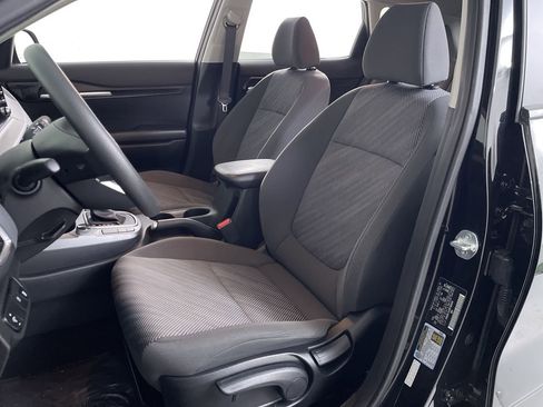 Used 2024 Kia Seltos LX image 12