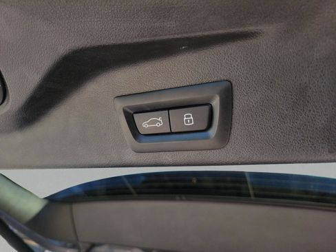 Used 2024 BMW X5 xDrive40i w/ Premium Package image 10