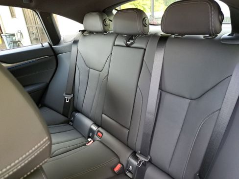 New 2025 BMW i4 eDrive40 w/ Premium Package image 15