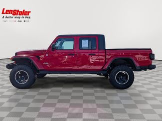 Used 2020 Jeep Gladiator Overland video 2