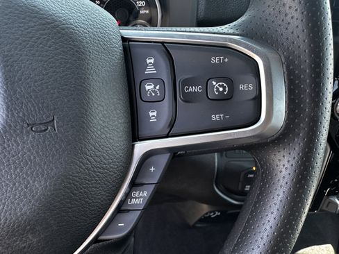 New 2025 RAM 2500 Tradesman AWD/4WD image 22