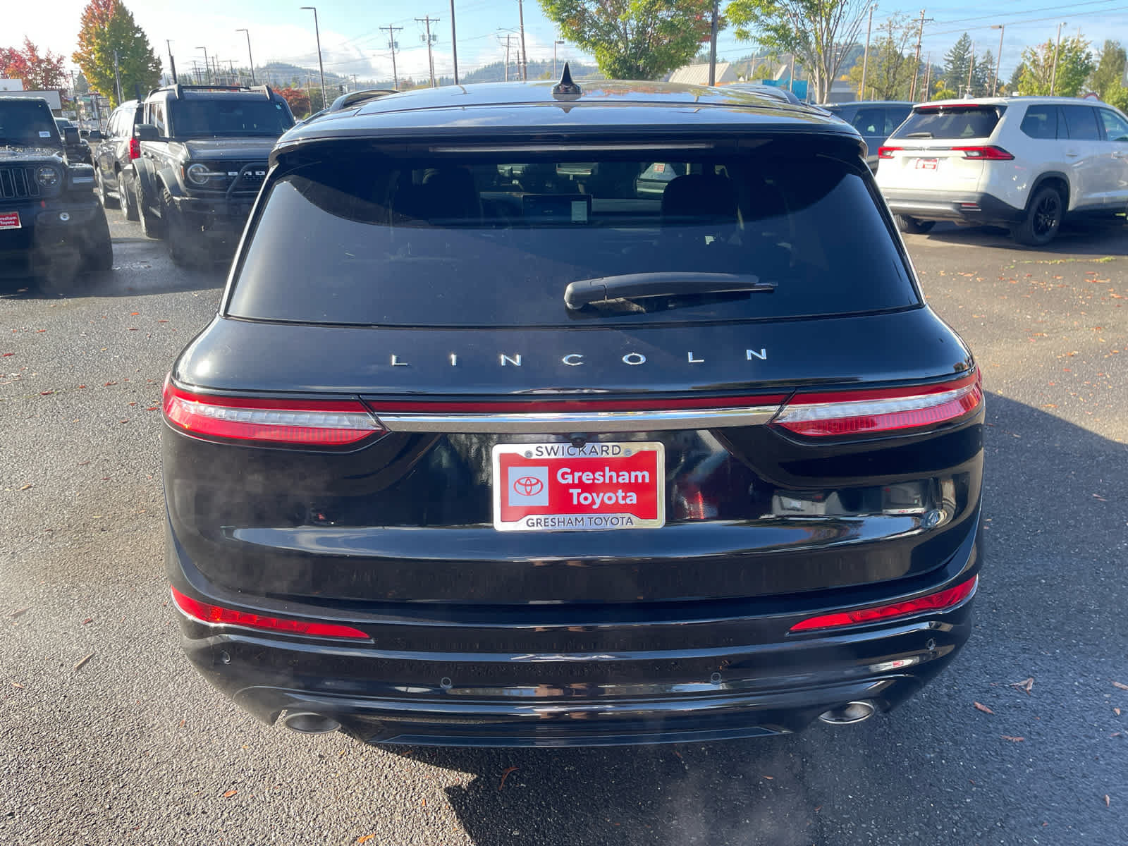 Used 2025 Lincoln Corsair Reserve w/ Equipment Group 202A AWD/4WD image 5
