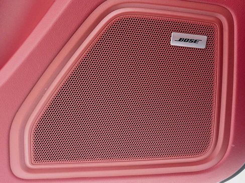 New 2026 Porsche Macan GTS image 12