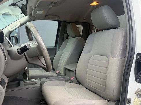 Used 2018 Nissan Frontier S RWD image 18