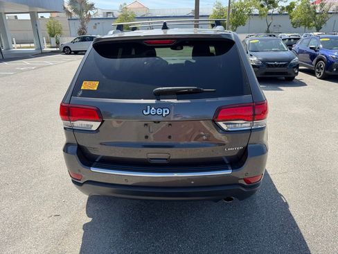 Used 2020 Jeep Grand Cherokee Limited image 6