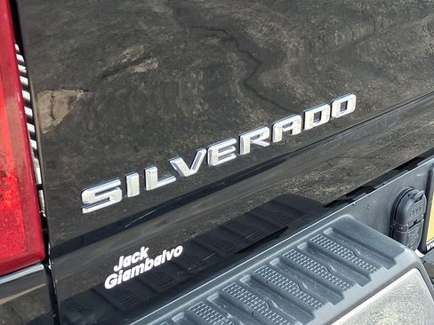 Used 2025 Chevrolet Silverado 2500 LT w/ Convenience Package image 33