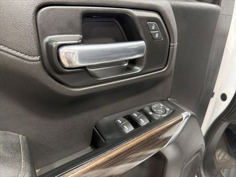 Used 2019 Chevrolet Silverado 1500 LT w/ All-Star Edition image 17