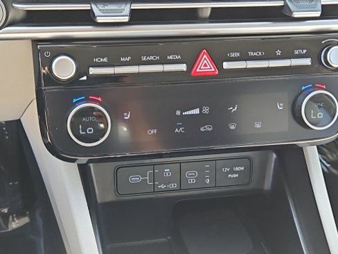 Used 2025 Hyundai Tucson SEL FWD image 17