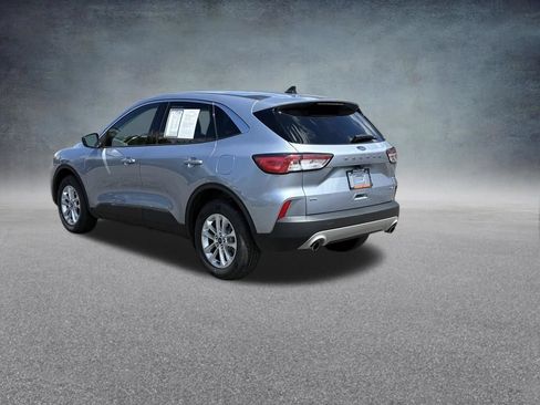Used 2022 Ford Escape SE w/ Convenience Package AWD/4WD image 3