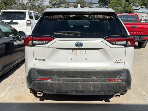 Used 2024 Toyota RAV4 XLE Premium w/ Weather Package AWD/4WD image 6