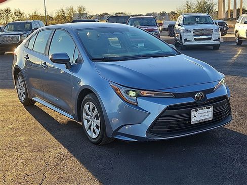 Used 2024 Toyota Corolla LE image 11