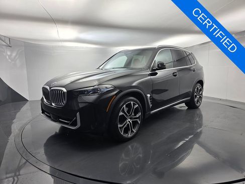 Used 2024 BMW X5 xDrive40i w/ Premium Package AWD/4WD image 8