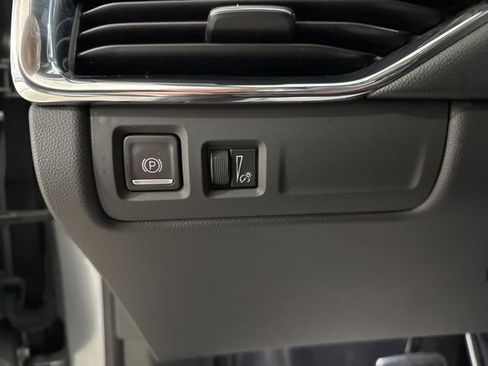 Used 2023 Cadillac XT4 Sport w/ Cold Weather Package image 12