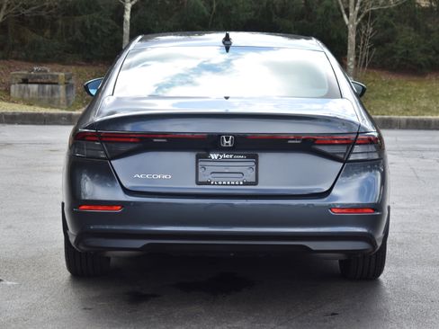 Certified 2023 Honda Accord EX image 30