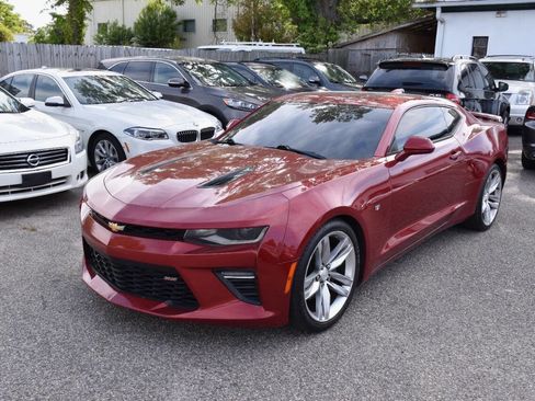 Used 2016 Chevrolet Camaro SS RWD image 1