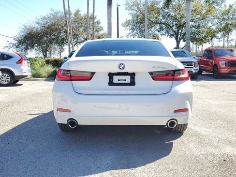 Used 2023 BMW 330e w/ Driving Assistance Package image 5
